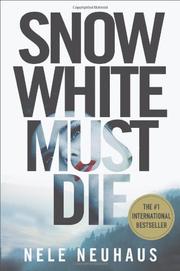 Book Cover for SNOW WHITE MUST DIE