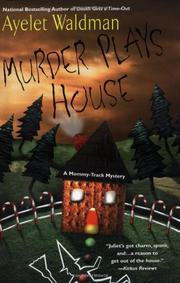 Book Cover for MURDER PLAYS HOUSE